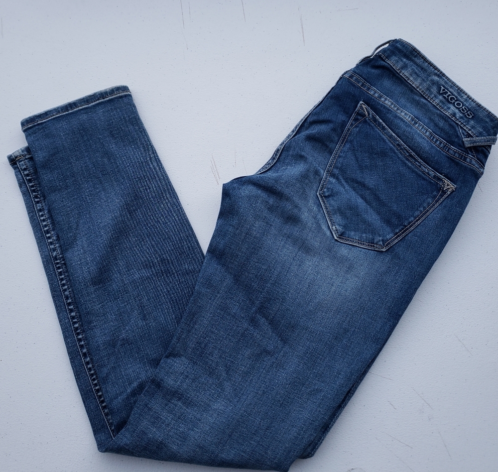 Vigoss The Thompson Tomboy Mid Rise Medium Wash Jeans Size 26